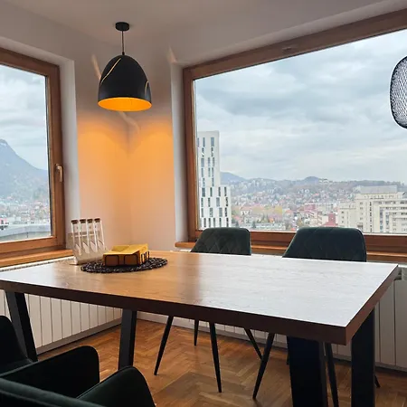 City View Apartment In Center Of Brasov, Afi-2