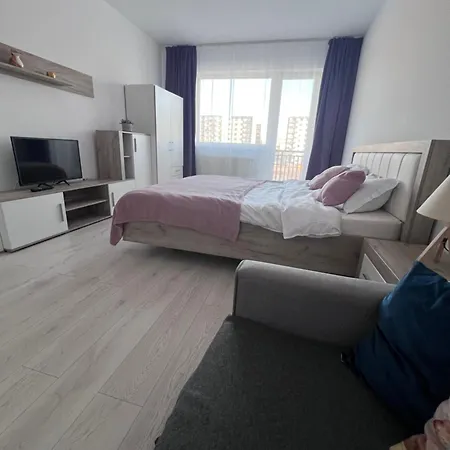 Nebele Residence Brasov-Self Check In -Mall Coresi-3