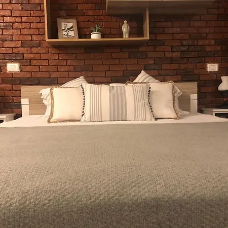 Cozy Residence Brasov-2