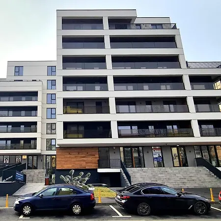Golden Luxury Apartment-3