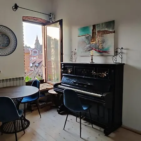 Charm Old Town Accomodation-3