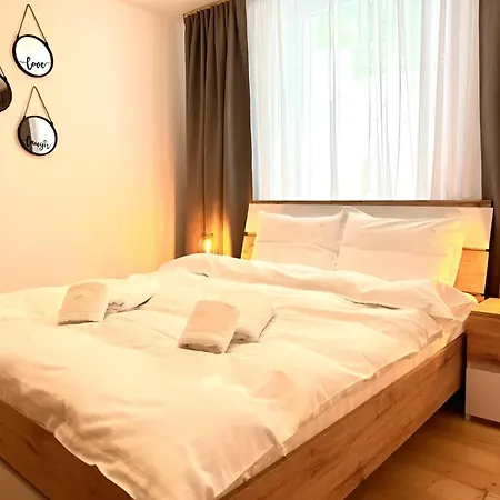 Cozy Retreat - Central-2
