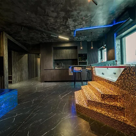 Virtual Dreamscape Apartment With Jacuzzi-2