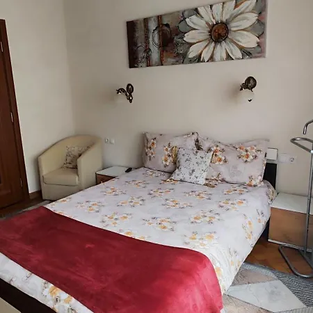 Old Town Cozy Flat-2