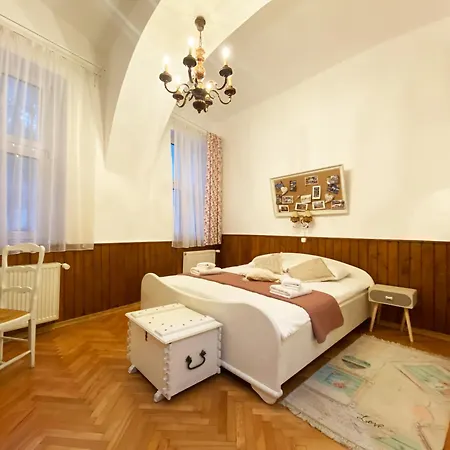 Piața Sfatului Brassai Apartments-3