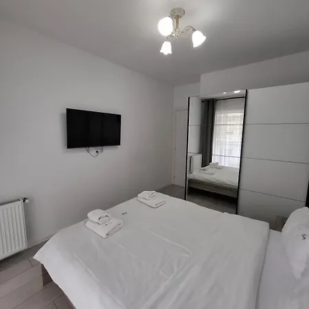 Cozy Deluxe King Studio - Coresi Avantgarden Brasov-2