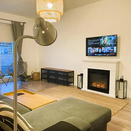 Cozy Place To Remember - With Fireplace & Netflix-2