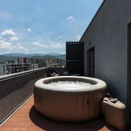 Skylark - Stockholm Penthouse With Jacuzzi, Movie Theater & Panoramic View-2