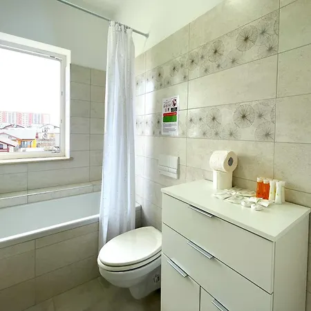 Bella Vista Apartments-2