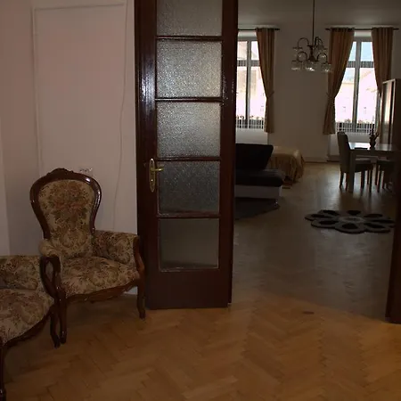 Apartament Piata Sfatului-3