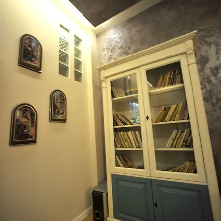 Classic Apartment-2