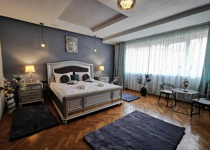 Crystal Central Apartment Brașov