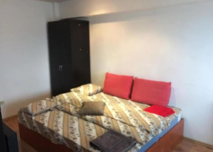 Casa Adrian-Garsoniera Centru Vechi Apartment Brașov