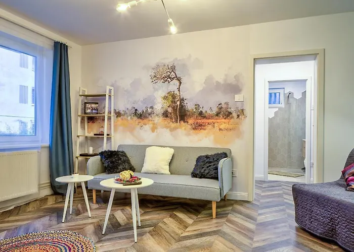 5 Min To Everything-Stylish-Modern-Old City Center Brașov