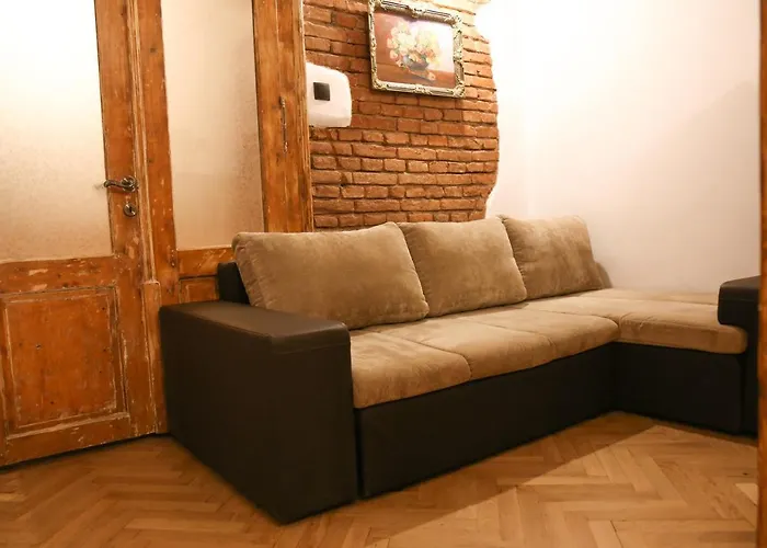 Apartamentul 16 Brașov