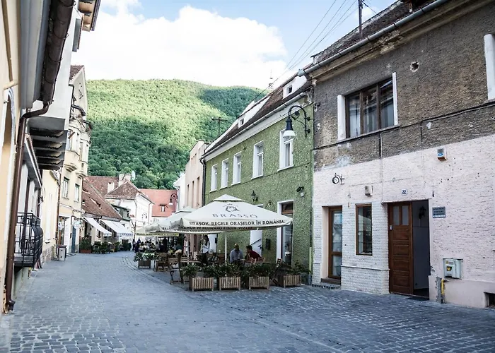 Central Garden Apartments Brașov