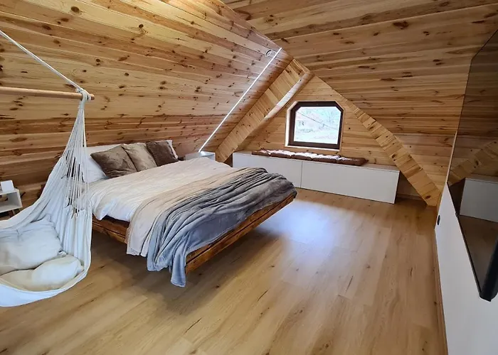 Casa Chiper - Attic Apartment With View Brașov