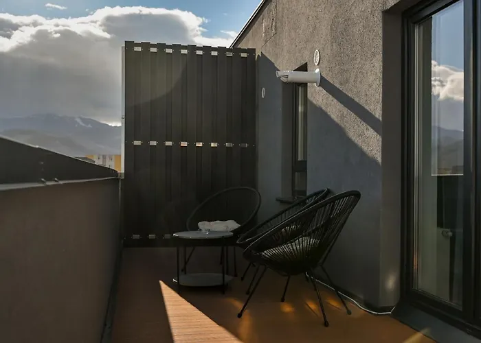 Skylark - Milano Studio With Terrace And Panoramic View Brașov