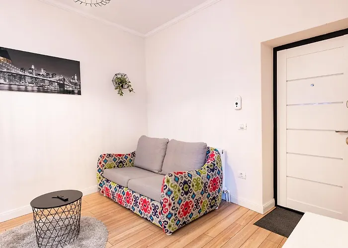 Hanna Studios - Belle In The Heart Of The Old Town Brașov
