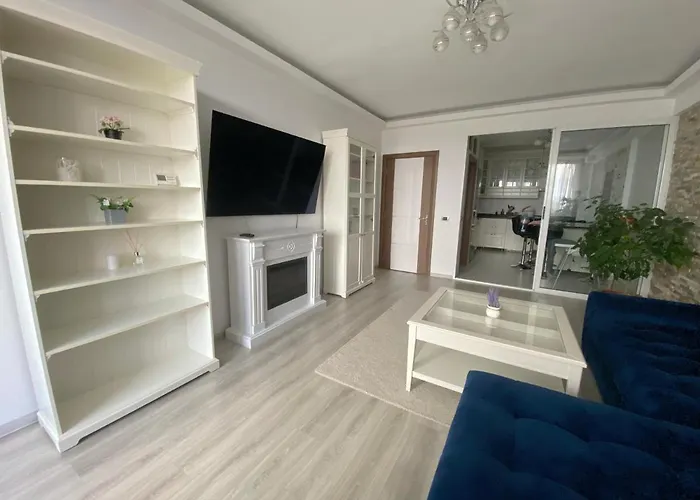 Untold Panoramic View Apartment Brașov