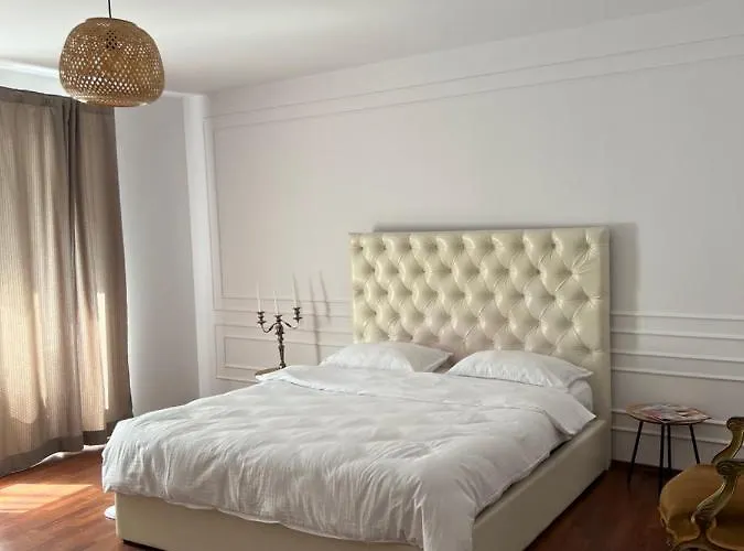 Hidden Gem Apartment In The Center Of The City Brașov