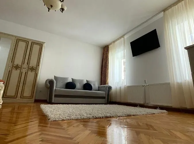 Londof Schei Apartments - Downtown Brașov