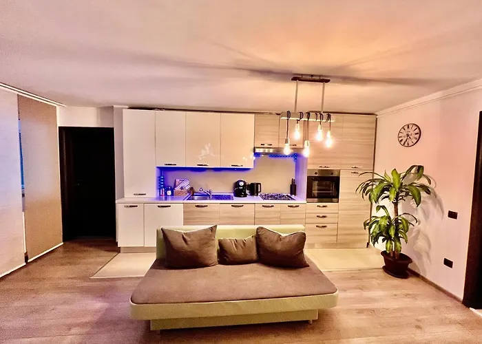 Coresi Bright Apartment Brașov