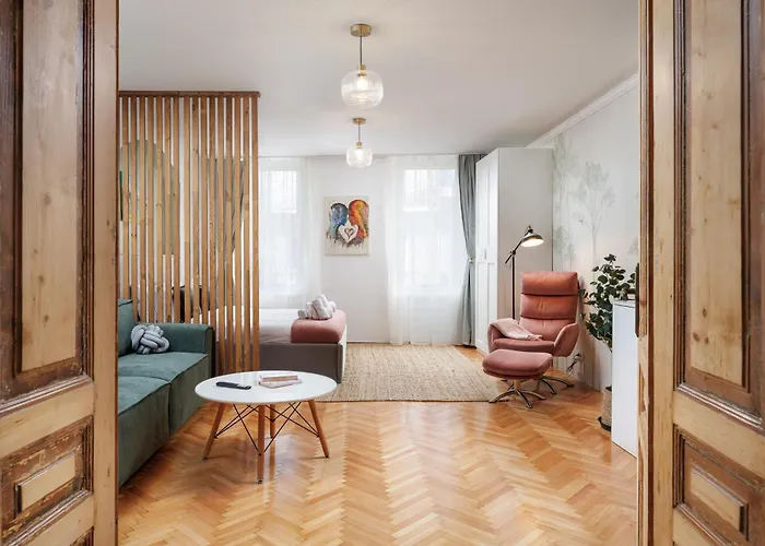 Lunga 16 Guesthouse 2 Brașov