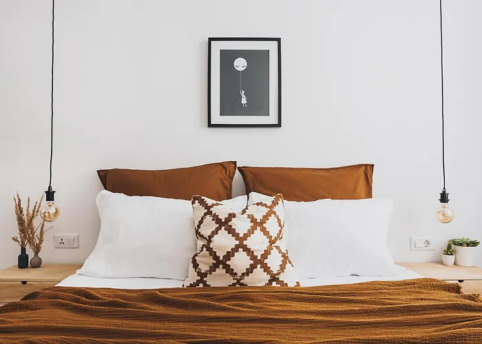 Voya Apartments - A Luxury Oasis In The Old Town Brașov