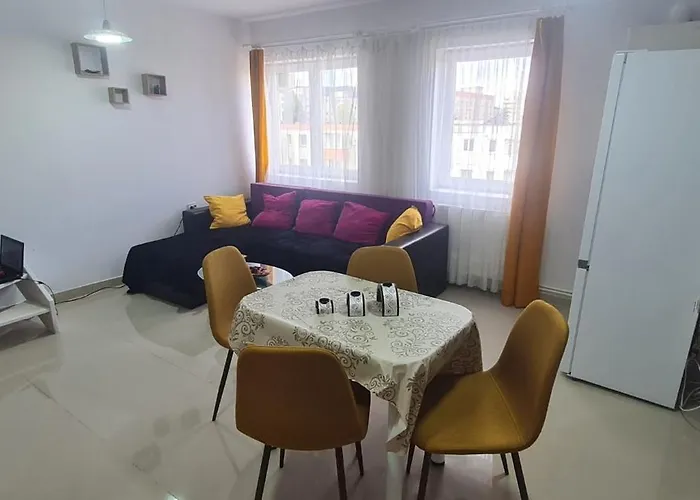 Cosy 2 Bedroom Apartment In New Town Brașov