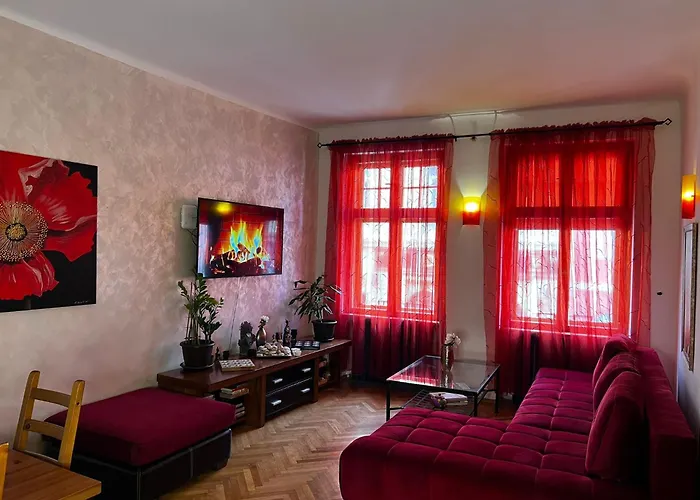 Vintage Luxury Apartment Old City Brașov