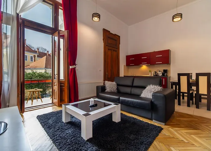 Select City Center Apartments Brașov