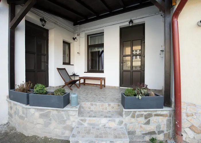 Lovely Brasov Flat With Patio And Mountain Views