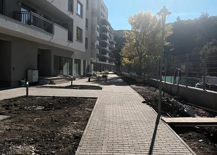 Deea&Vio Kronbau Brașov