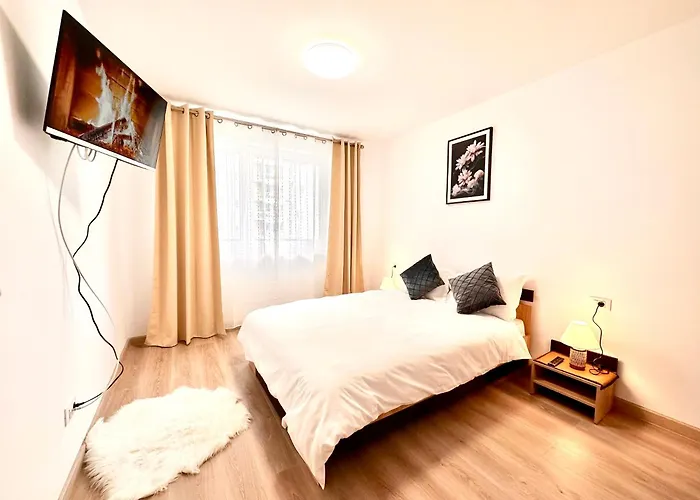 Urban Plaza Astra - Rise Private Apartments & Suites Brașov