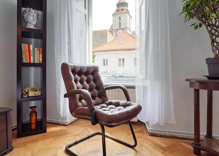 Ultracentral Vintage Apartment Black Church View Steps Away From Piata Sfatului Brașov