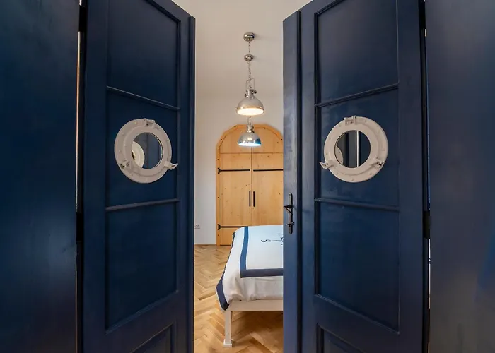 Old Town Escape Apartment Brașov