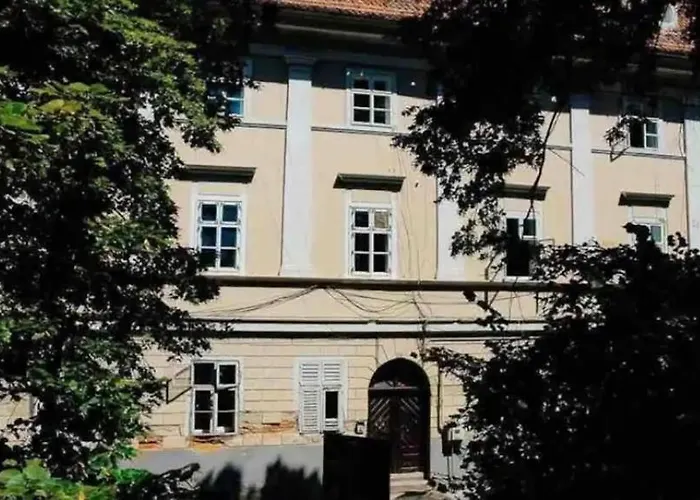 Old Town Luxury Segment Apartment Brașov