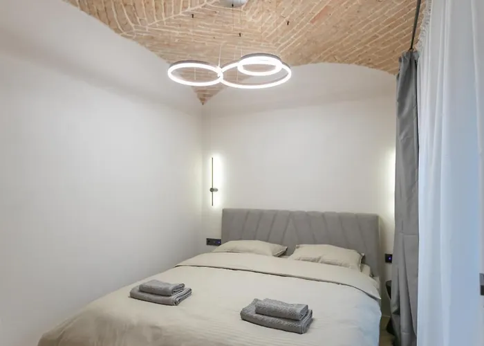 Biagio Boutique Studio - In Old Town - Ultra Central Brașov