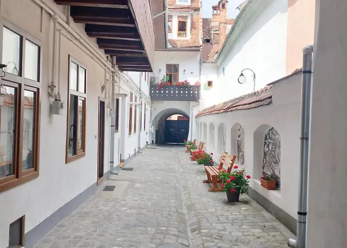 Old Center-Cozy Corner # 1 Apartment Brașov