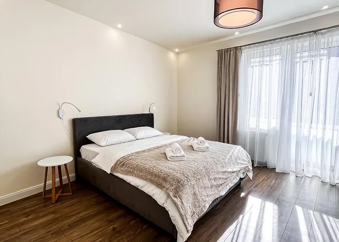 La Teatru - 2BD Apartment near Theatre&Old Town Brașov