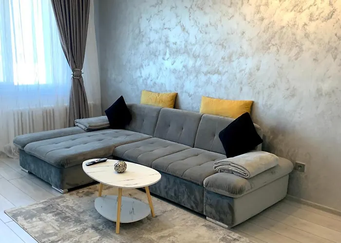 Victoriei Boulevard Private Apartment Brașov