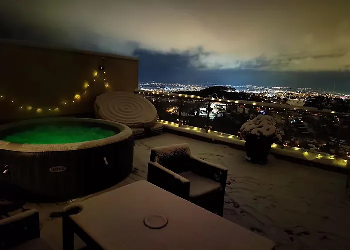Coroni Apart 2 - Jacuzzi Privat&Vedere Panoramica Brașov