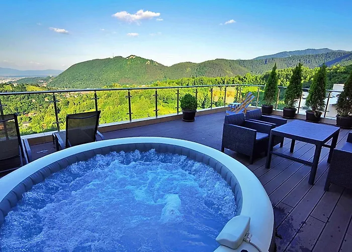 Coroni Apart 2 - Jacuzzi Privat&Vedere Panoramica Brașov