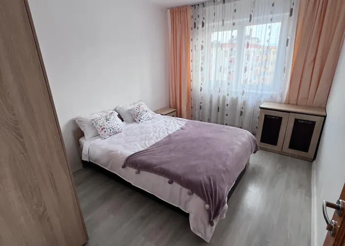3 Rooms Aparthotel Brașov