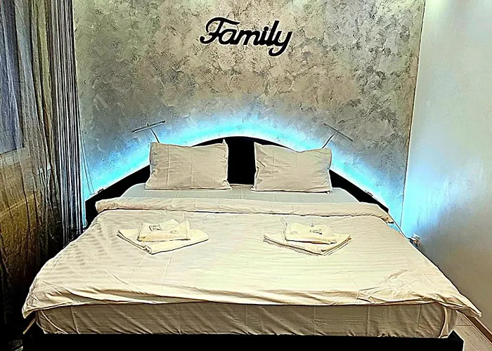 Luxury Paul Apartment Green, Private & Accessible Brașov