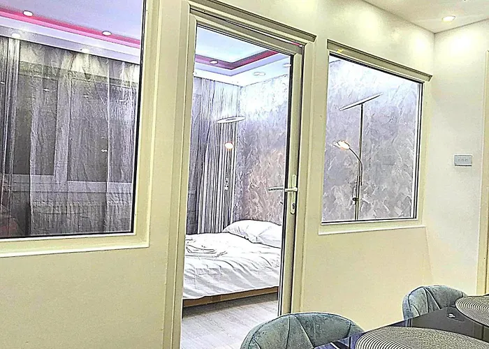 Luxury Paul Apartment Green, Private & Accessible Brașov