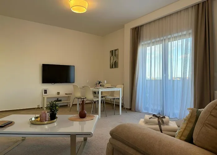 Close Luxury Glam Apartments Brașov