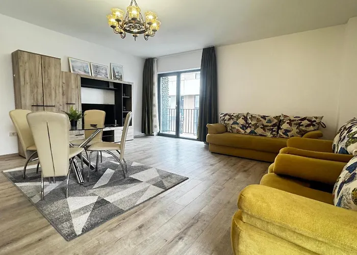 Coresi Mall Large 2 Camere, Sleeps 6 Brașov