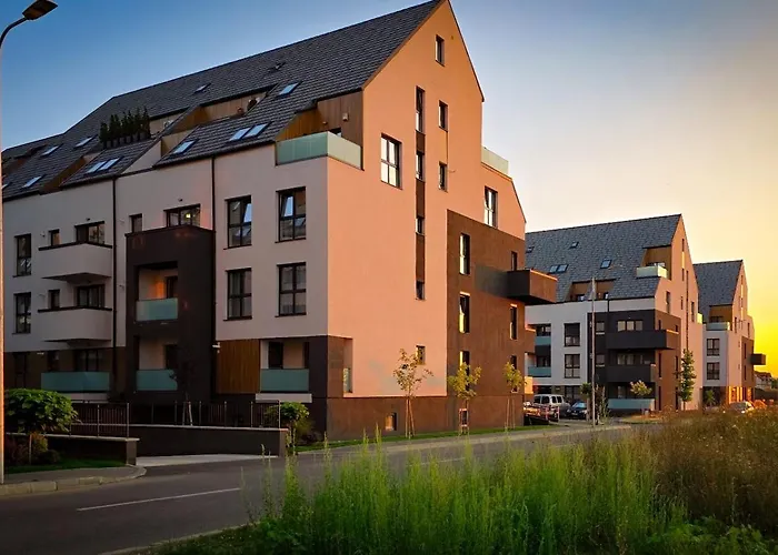 Adara Suite With Parking -Tractoru Coresi Brașov